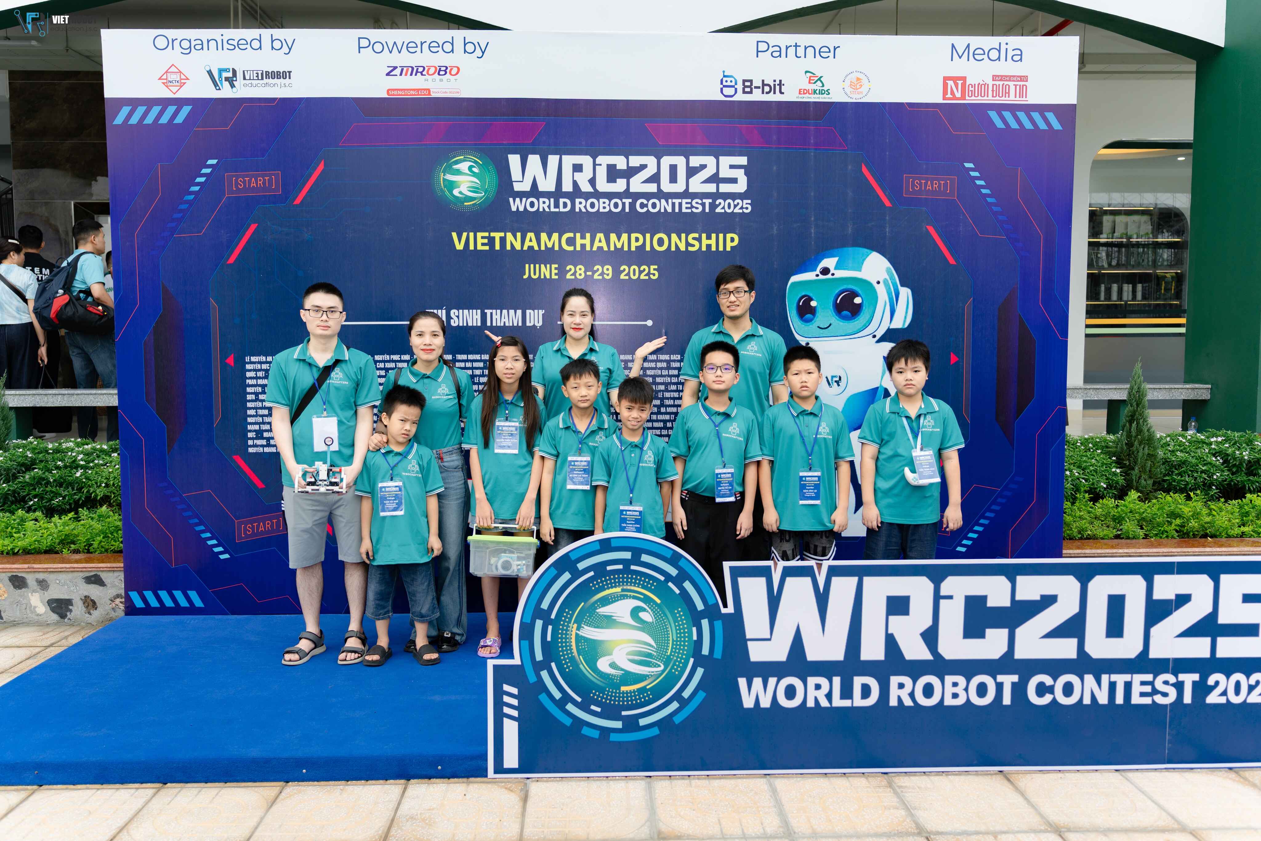 Hoạt động ngoại khóa STEM Robotics tại trường học đối tác